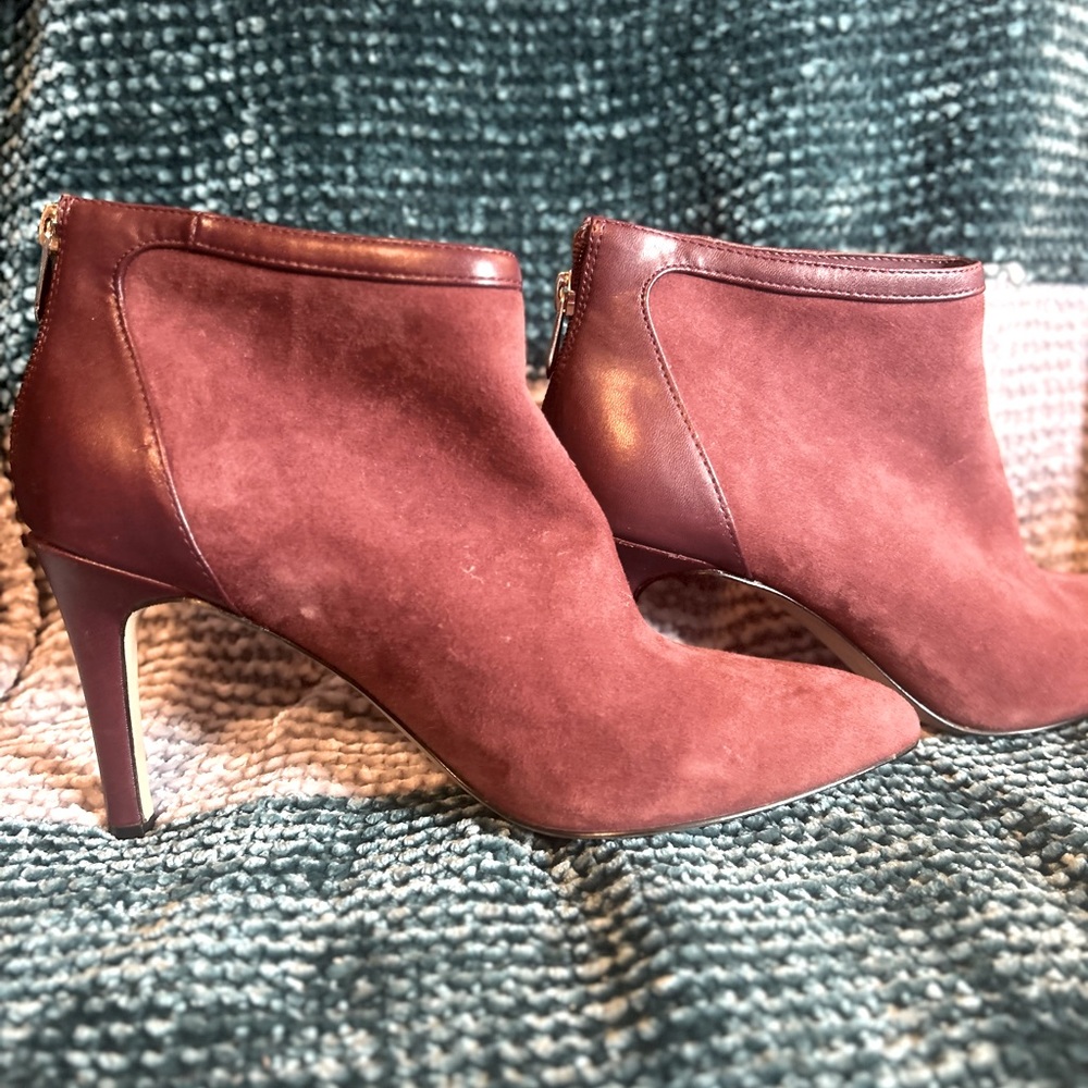 Size 9 bootie heels